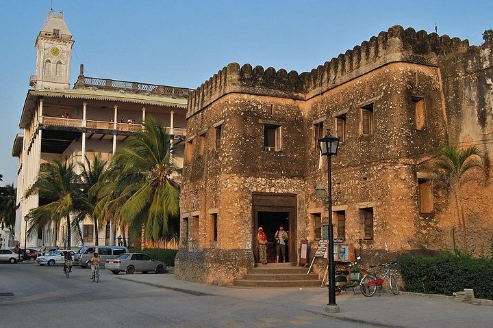 Stone Town Historical Walking 04